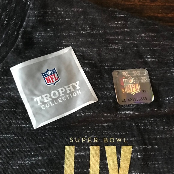 Kansas City Chiefs Tee. Med, large, XL, - Picture 4 of 7